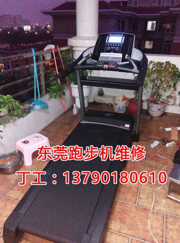 美国爱康跑步机安装维修2