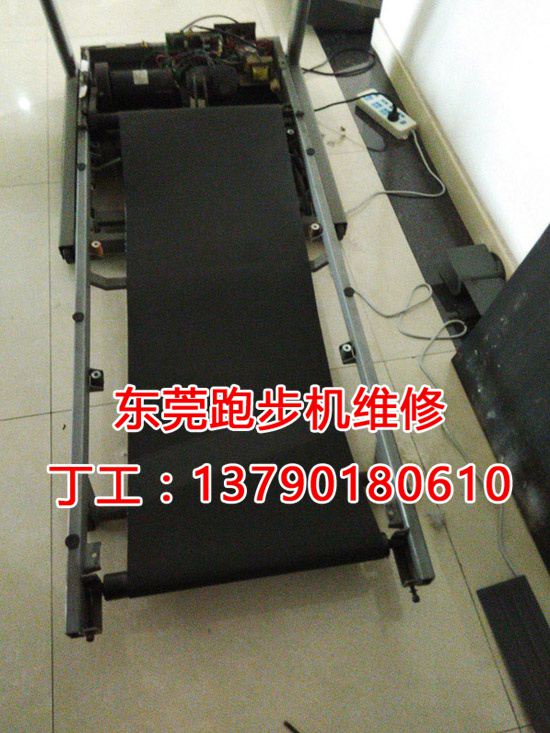 东城美国乔山跑步机更换跑带3